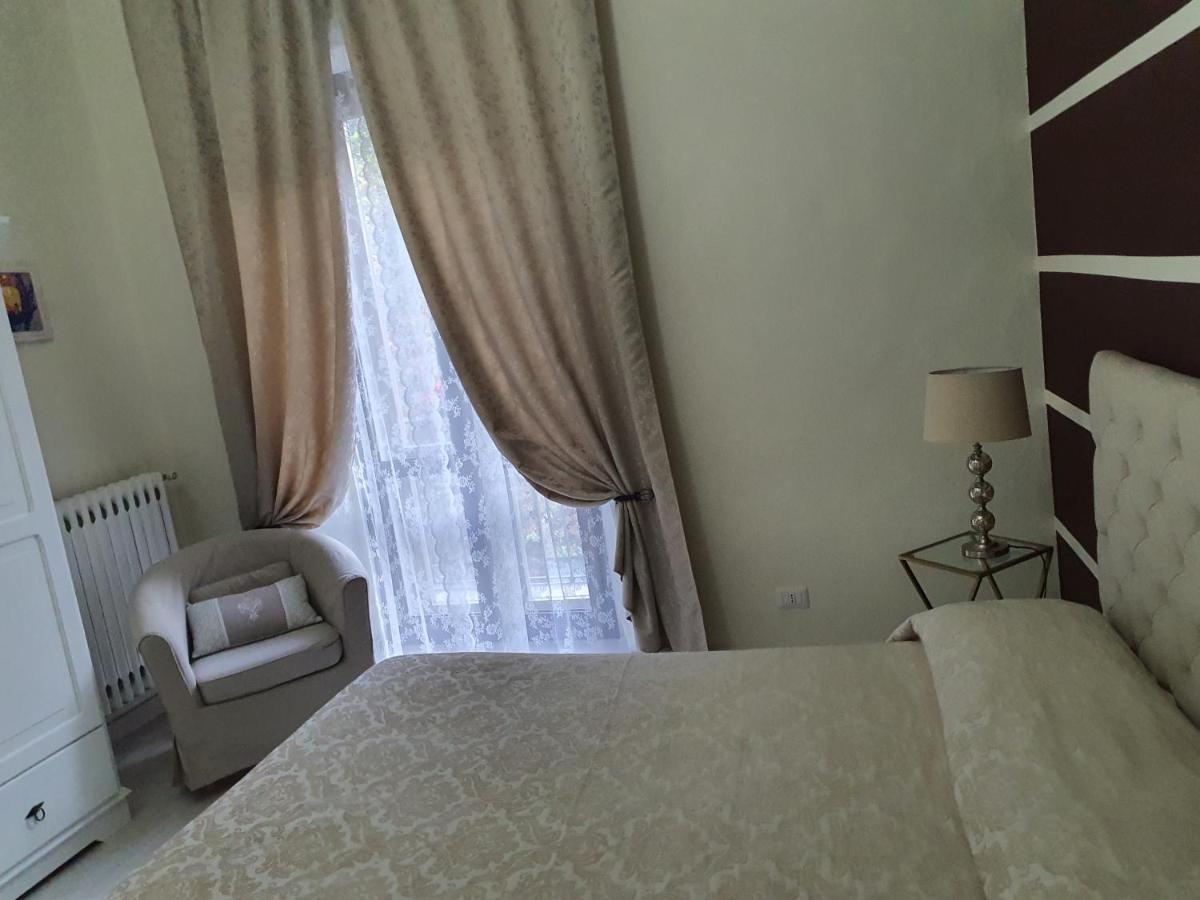 Bed and Breakfast Le Finestre Sulla Piazza Boiano Exterior foto