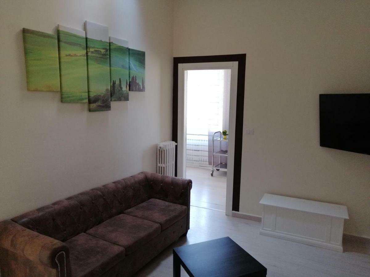 Bed and Breakfast Le Finestre Sulla Piazza Boiano Exterior foto