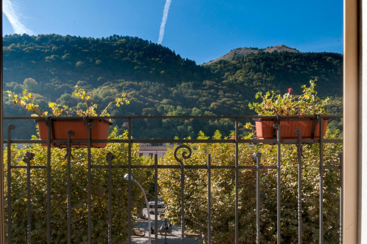 Bed and Breakfast Le Finestre Sulla Piazza Boiano Exterior foto