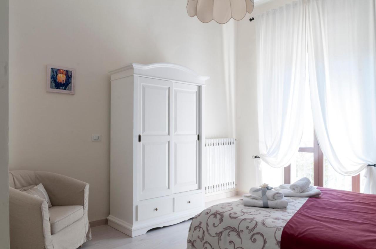 Bed and Breakfast Le Finestre Sulla Piazza Boiano Exterior foto
